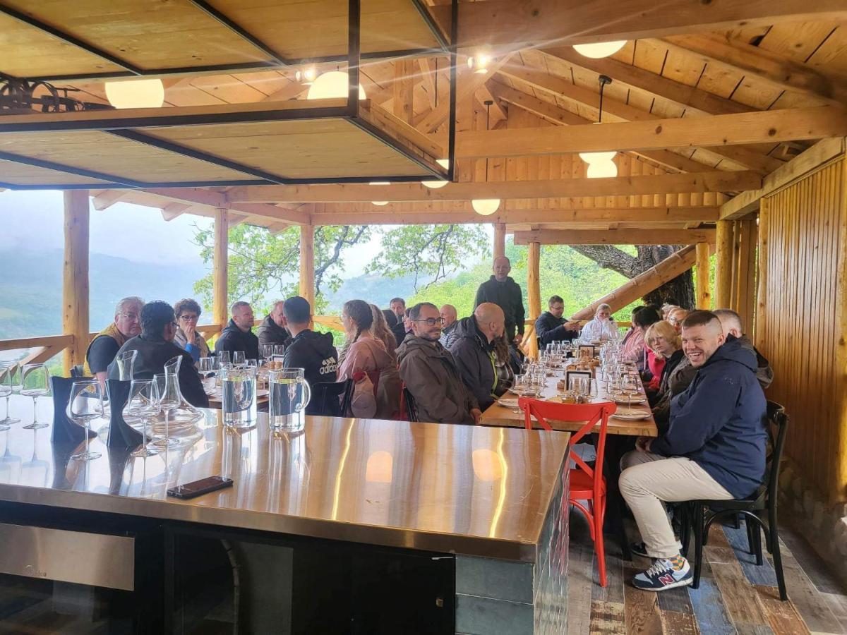 فندق أمبرولاوريفي  Sadmeli Winery المظهر الخارجي الصورة