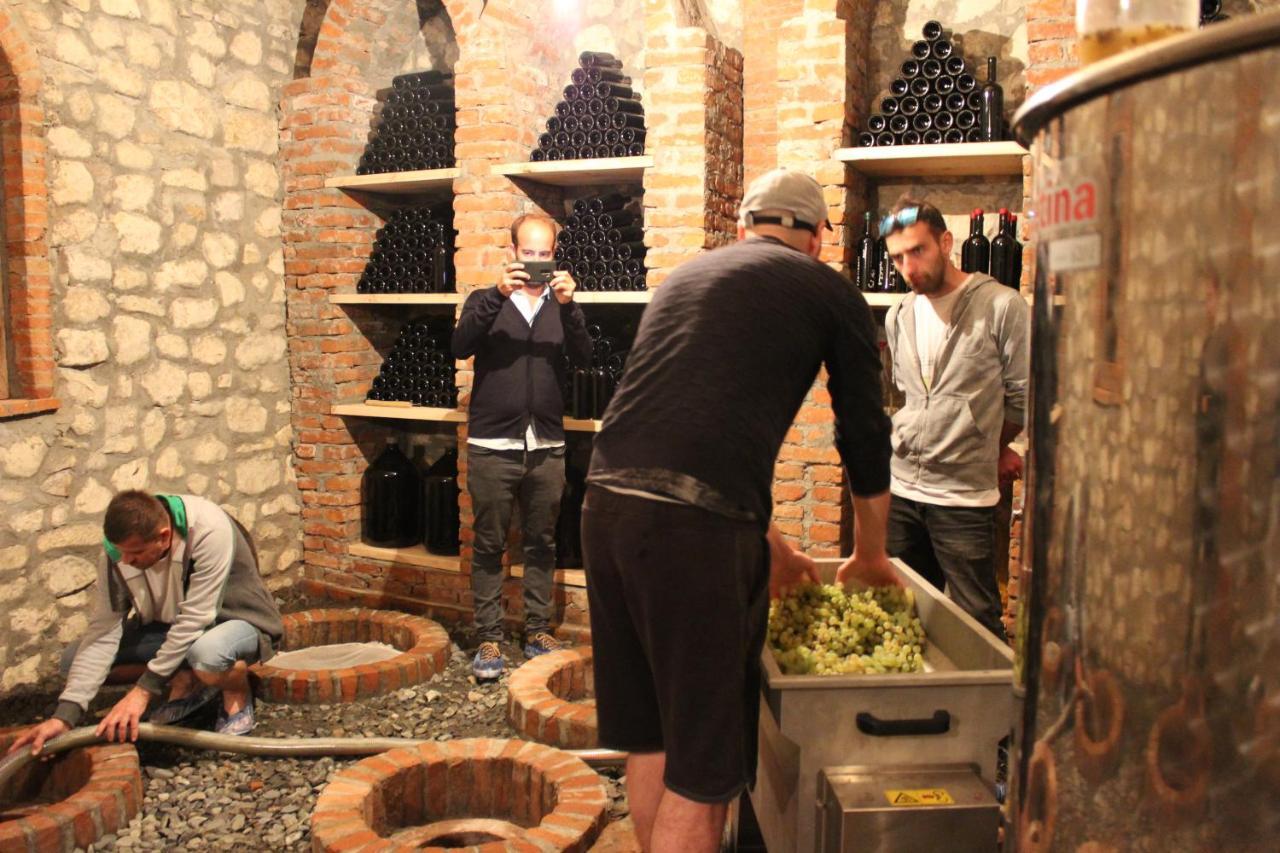فندق أمبرولاوريفي  Sadmeli Winery المظهر الخارجي الصورة